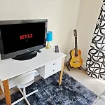 度假居 6 Beds, Large 5-bedroom House Parking, Wifi & Easy Access To Uwe Ideal For Contractors 布里斯托