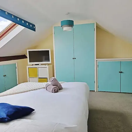 Spacious 5-bed With Parking,wifi & Self Check-in * Bristol